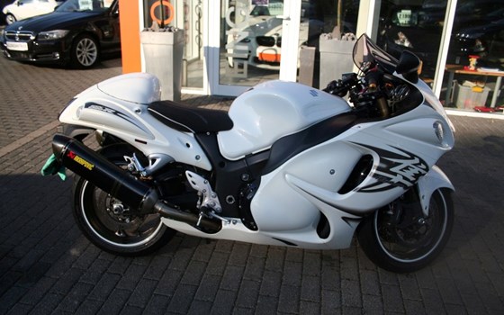 Gebrauchtmotorrad Suzuki GSX 1300 R - Bild 4 Gebrauchtmotorrad Suzuki GSX 1300 R - Bild 4