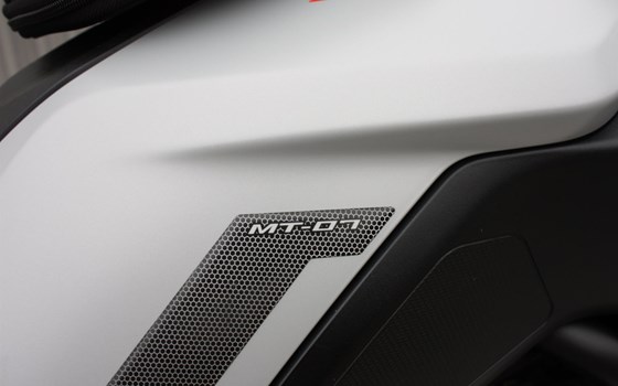 Gebrauchtmotorrad Yamaha MT-07 - Bild 7