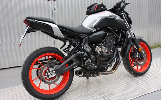 Gebrauchtmotorrad Yamaha MT-07 - Bild 3