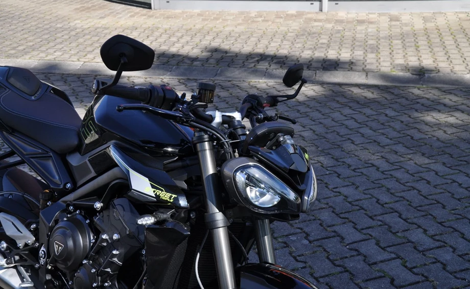 Angebot Triumph Street Triple 765 RS Bild 5: Angebot Triumph Street Triple 765 RS
