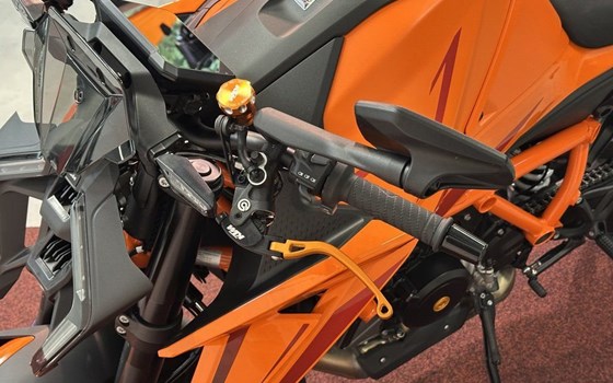 Gebrauchtmotorrad KTM 1390 Super Duke R EVO - Bild 12