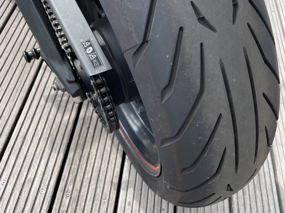 Angebot Triumph Street Triple 765 R Bild 11: Angebot Triumph Street Triple 765 R