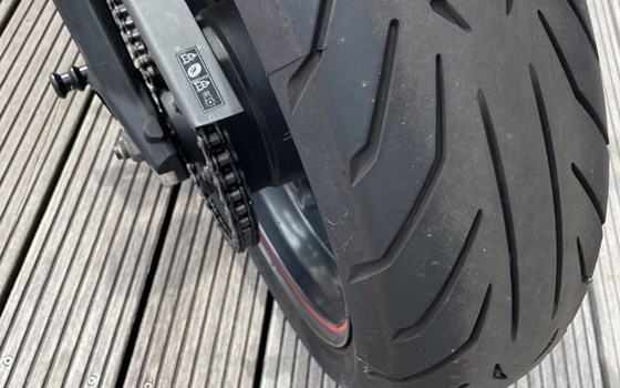 Gebrauchtmotorrad Triumph Street Triple 765 R - Bild 11