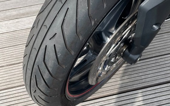 Gebrauchtmotorrad Triumph Street Triple 765 R - Bild 12