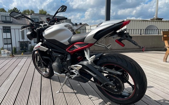 Gebrauchtmotorrad Triumph Street Triple 765 R - Bild 5