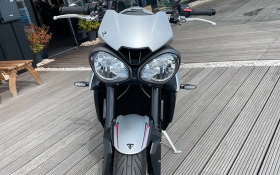 Gebrauchtmotorrad Triumph Street Triple 765 R - Bild 7