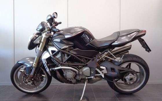 Gebrauchtmotorrad MV Agusta Brutale 750 S - Bild 9