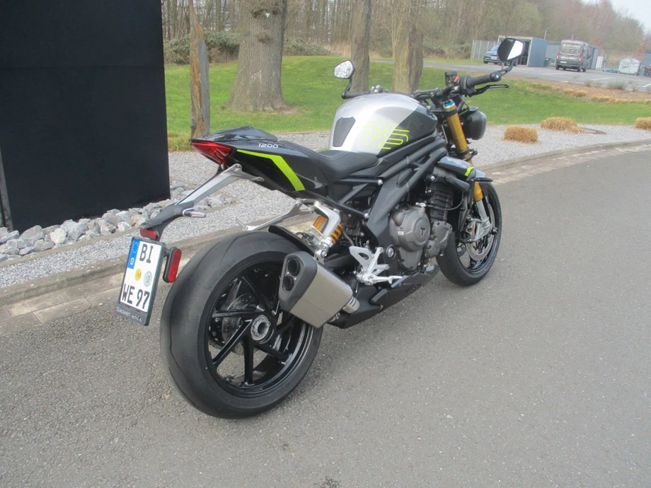 Angebot Triumph Speed Triple 1200 RS Bild 9: Angebot Triumph Speed Triple 1200 RS