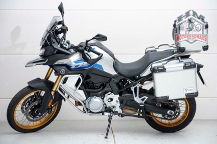 Voge DS900X