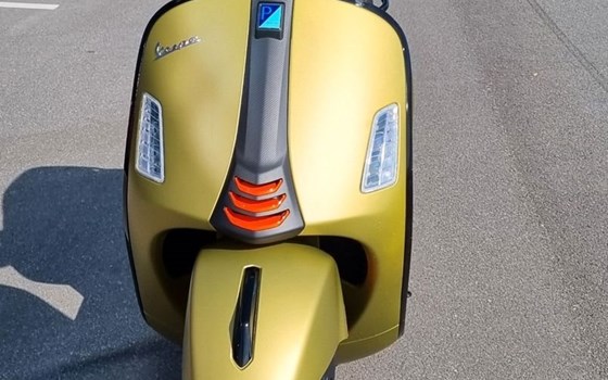 Gebrauchtmotorrad Vespa GTS 125 Super Sport - Bild 3