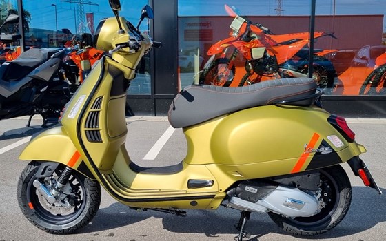 Gebrauchtmotorrad Vespa GTS 125 Super Sport - Bild 4