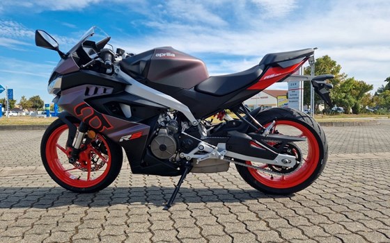 Neufahrzeug Aprilia RS 457 - Bild 4