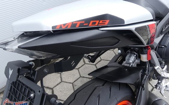 Gebrauchtmotorrad Yamaha MT-09 - Bild 3