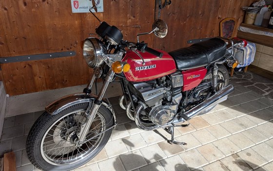 Gebrauchtmotorrad Suzuki GT 550 - Bild 3