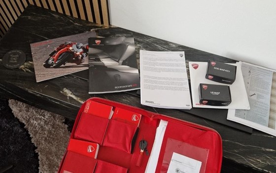 Gebrauchtmotorrad Ducati 1199 Panigale - Bild 8 Gebrauchtmotorrad Ducati 1199 Panigale - Bild 8