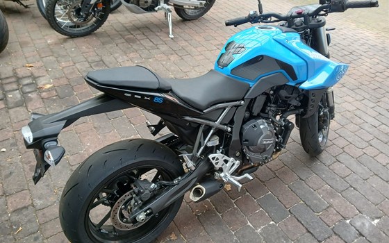 Gebrauchtmotorrad Suzuki GSX-8S - Bild 4
