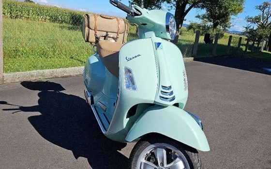Gebrauchtmotorrad Vespa 125 - Bild 2 Gebrauchtmotorrad Vespa 125 - Bild 2