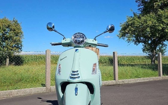 Gebrauchtmotorrad Vespa 125 - Bild 4 Gebrauchtmotorrad Vespa 125 - Bild 4