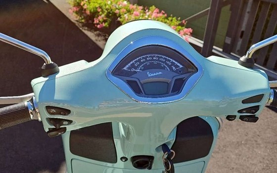 Gebrauchtmotorrad Vespa 125 - Bild 5 Gebrauchtmotorrad Vespa 125 - Bild 5