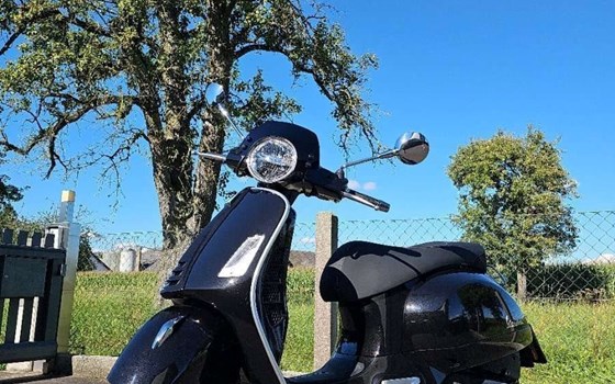 Gebrauchtmotorrad Vespa 125 Super - Bild 1 Gebrauchtmotorrad Vespa 125 Super - Bild 1