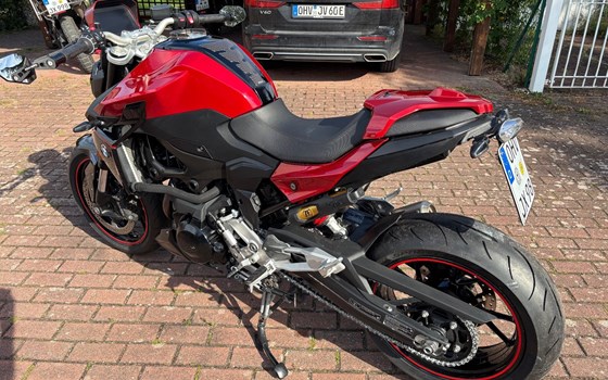 Gebrauchtmotorrad BMW F 900 R - Bild 5