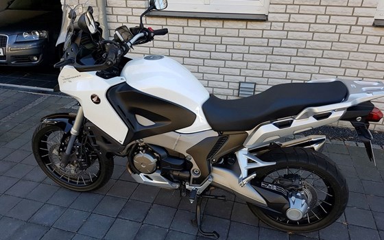 Gebrauchtmotorrad Honda VFR1200X Crosstourer DCT - Bild 2