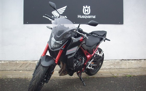 Gebrauchtmotorrad Honda CB750 Hornet - Bild 4