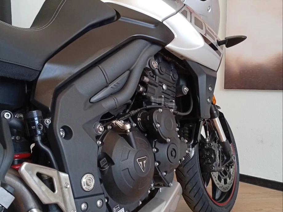 Angebot Triumph Tiger 1050 Bild 9: Angebot Triumph Tiger 1050