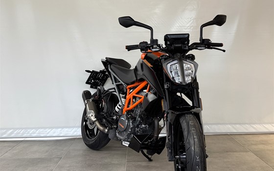 Gebrauchtmotorrad KTM 125 Duke - Bild 3 Gebrauchtmotorrad KTM 125 Duke - Bild 3