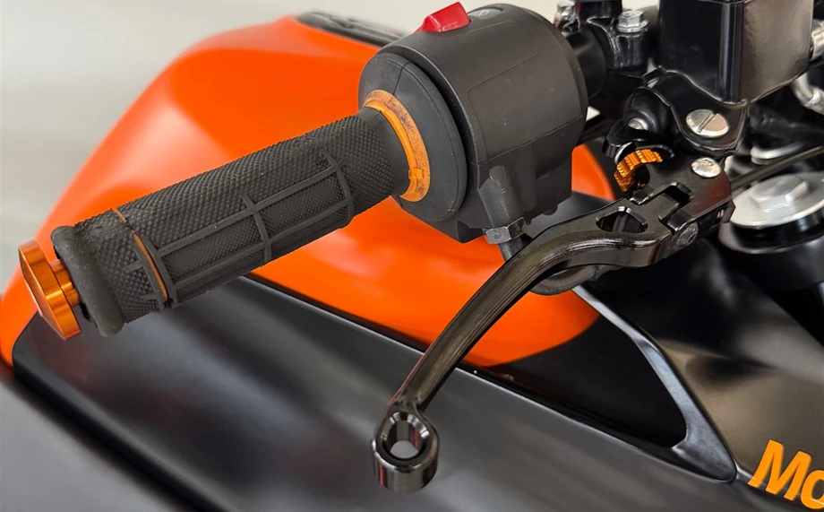 Angebot KTM 125 Duke Bild 8: Angebot KTM 125 Duke