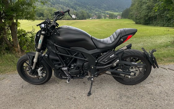 Gebrauchtmotorrad Benelli 502 C - Bild 2 Gebrauchtmotorrad Benelli 502 C - Bild 2