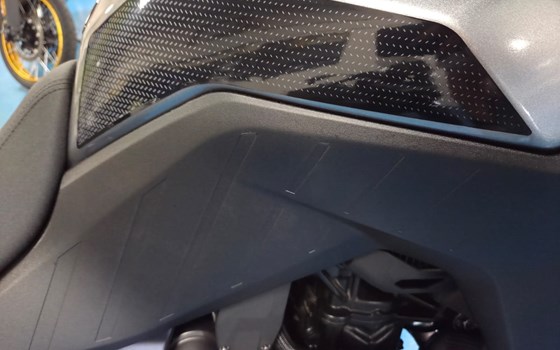 Gebrauchtmotorrad Suzuki V-Strom 800 - Bild 11