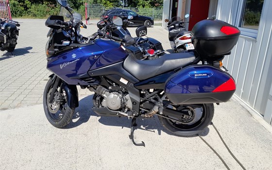 Gebrauchtmotorrad Suzuki V-Strom 1000 - Bild 1 Gebrauchtmotorrad Suzuki V-Strom 1000 - Bild 1