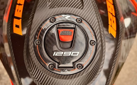 Gebrauchtmotorrad KTM 1290 Super Duke R - Bild 29 Gebrauchtmotorrad KTM 1290 Super Duke R - Bild 29