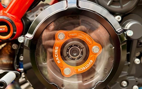 Gebrauchtmotorrad KTM 1290 Super Duke R - Bild 5 Gebrauchtmotorrad KTM 1290 Super Duke R - Bild 5