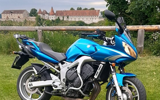 Gebrauchtmotorrad Yamaha FZ6 Fazer S2 - Bild 3 Gebrauchtmotorrad Yamaha FZ6 Fazer S2 - Bild 3