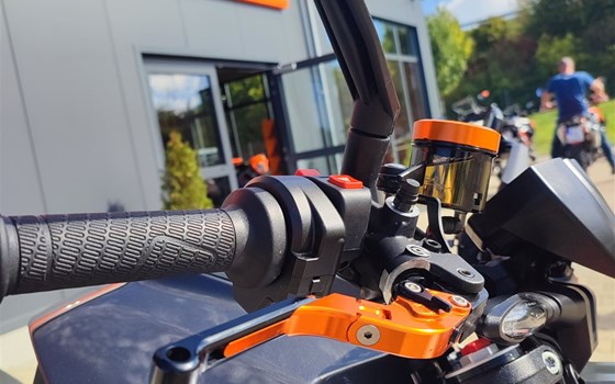 Gebrauchtmotorrad KTM 1290 Super Duke R - Bild 9