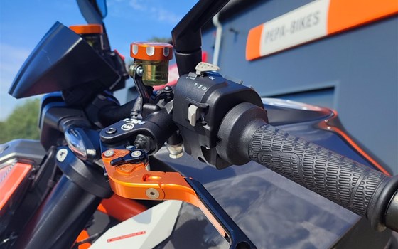 Gebrauchtmotorrad KTM 1290 Super Duke R - Bild 7