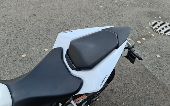 Gebrauchtmotorrad Honda CB1000 Hornet - Bild 10 Gebrauchtmotorrad Honda CB1000 Hornet - Bild 10