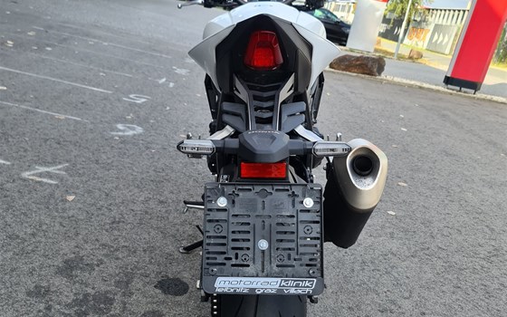 Gebrauchtmotorrad Honda CB1000 Hornet - Bild 6 Gebrauchtmotorrad Honda CB1000 Hornet - Bild 6