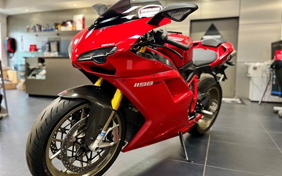 Gebrauchtmotorrad Ducati 1198 SP - Bild 4