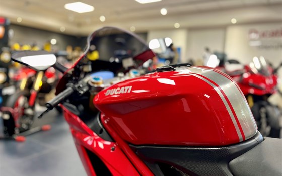 Gebrauchtmotorrad Ducati 1198 SP - Bild 9