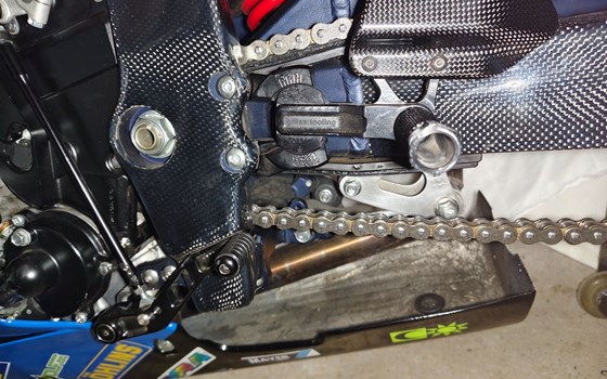 Gebrauchtmotorrad Suzuki GSX-R 750 - Bild 2 Gebrauchtmotorrad Suzuki GSX-R 750 - Bild 2