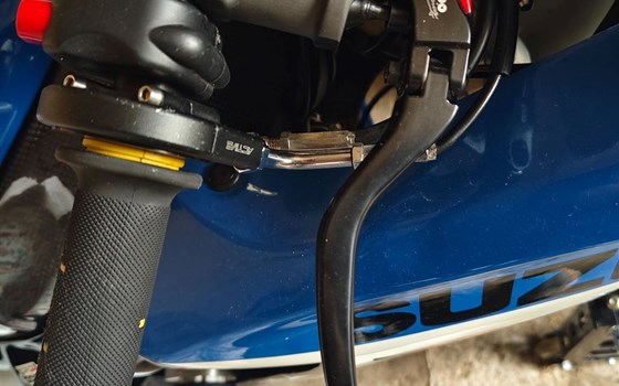Gebrauchtmotorrad Suzuki GSX-R 750 - Bild 5