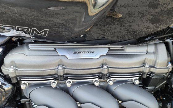 Gebrauchtmotorrad Triumph Rocket 3 Storm R - Bild 4 Gebrauchtmotorrad Triumph Rocket 3 Storm R - Bild 4