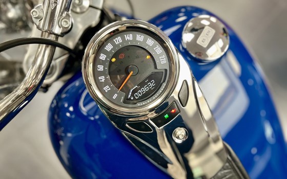 Gebrauchtmotorrad Harley-Davidson Softail Heritage Classic 114 FLHCS - Bild 12