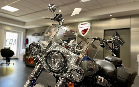 Gebrauchtmotorrad Harley-Davidson Softail Heritage Classic 114 FLHCS - Bild 7