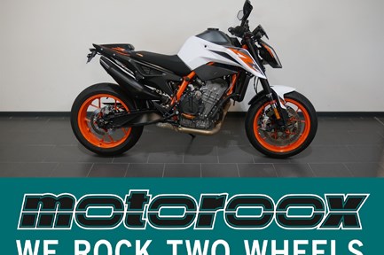 KTM 890 Duke R