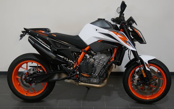 Gebrauchtmotorrad KTM 890 Duke R - Bild 2