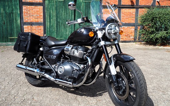 Gebrauchtmotorrad Royal Enfield Super Meteor 650 - Bild 1